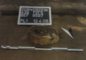 Abb. 5: Einer der vier als „Nachgeburtstöpfe“ interpretierten neuzeitlichen Gefäße. Foto: Landesamt für Denkmalpflege und Archäologie, Halle